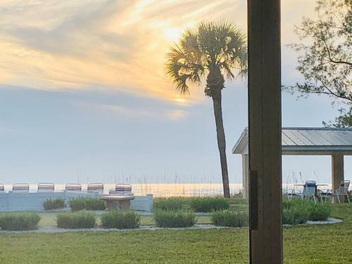 Posada Turtle Crawl Inn - Longboat Key