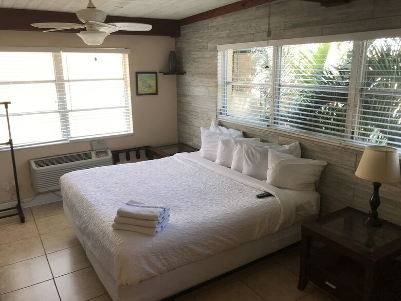 Apartamento Schooner Hotel