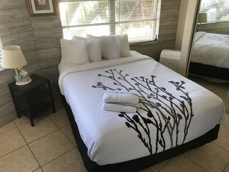 Apartamento Schooner Hotel