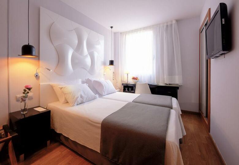 Hotel Evenia Rocafort