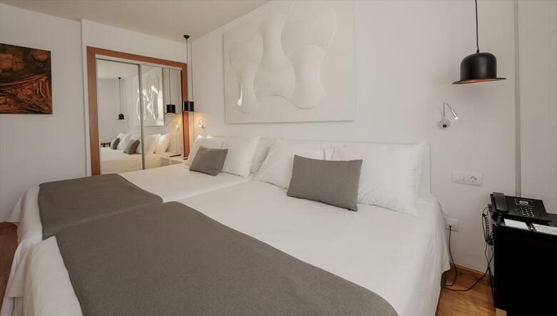 Hotel Evenia Rocafort