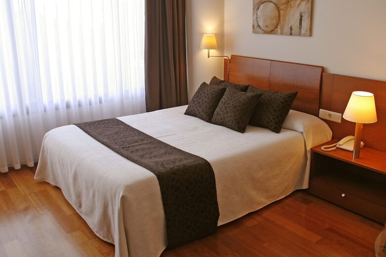 Hotel Arrahona