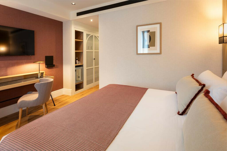 Catalonia Plaza Espa�a Hotel & Spa