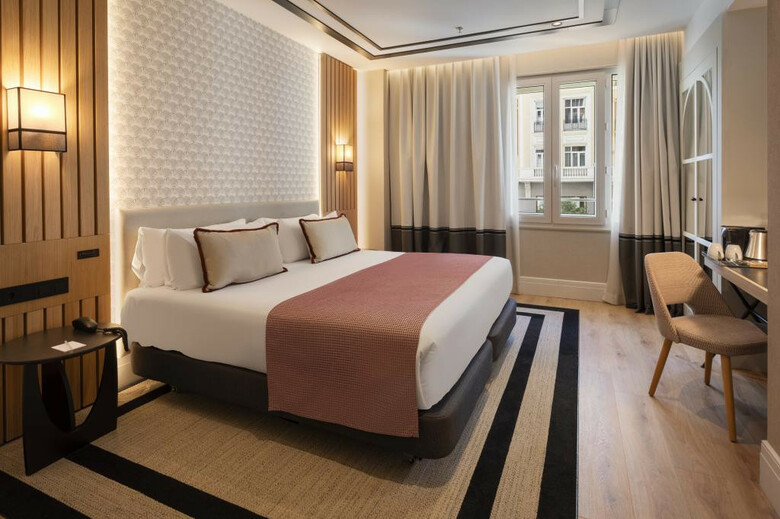 Catalonia Plaza Espa�a Hotel & Spa
