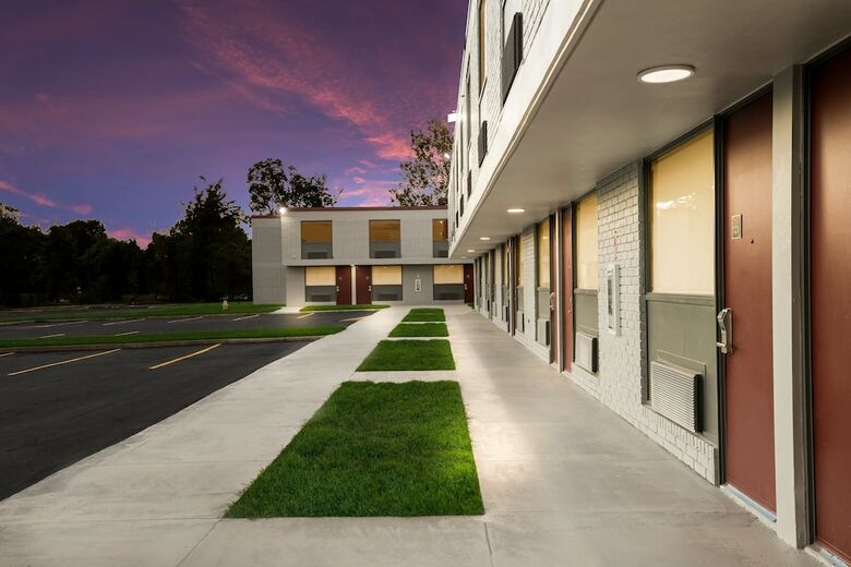 Hotel Econo Lodge Inn And Suites