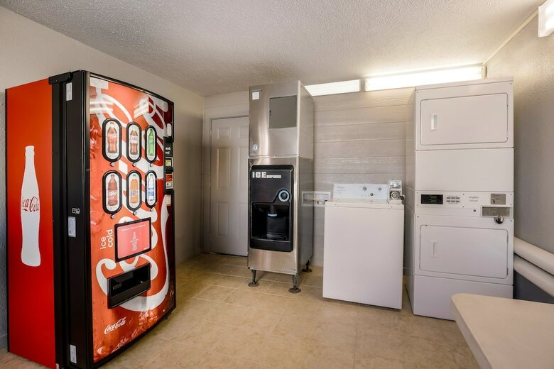 Hotel Econo Lodge Inn And Suites
