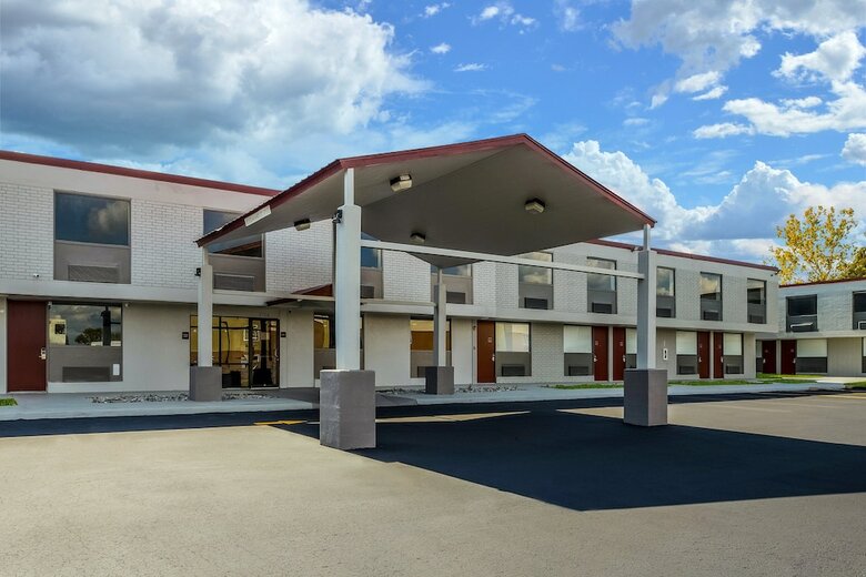 Hotel Econo Lodge Inn And Suites