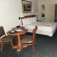 North Austin Plaza Hotel & Suites