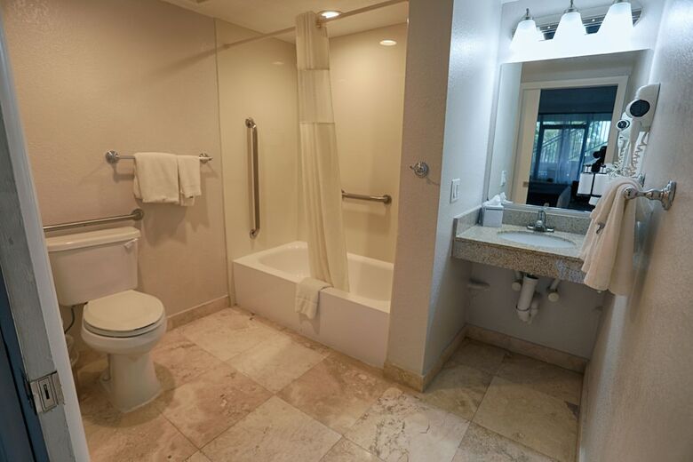Boca Raton Plaza Hotel