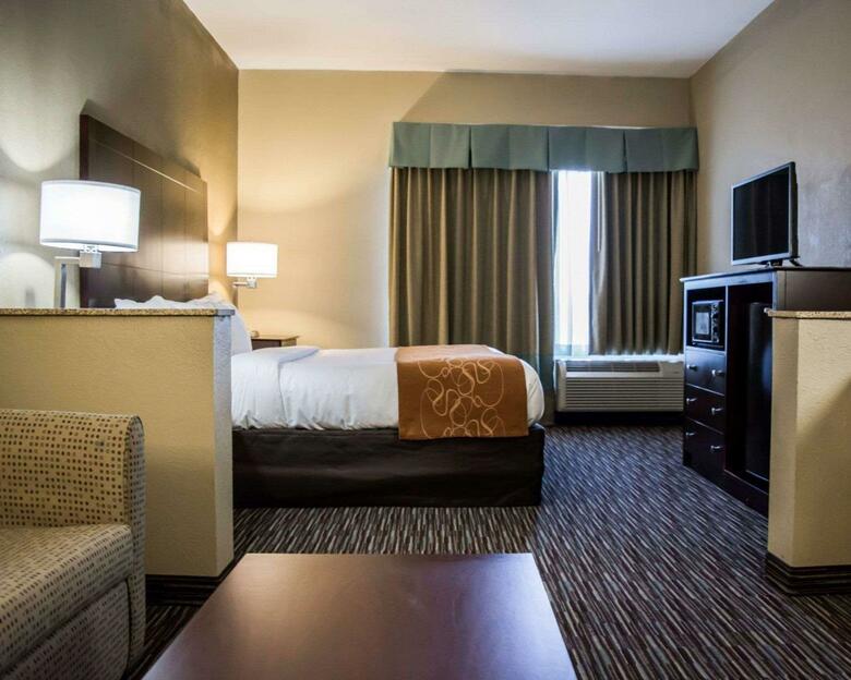 Hotel Comfort Suites