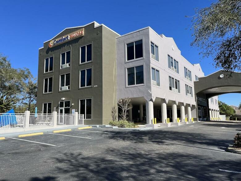 Hotel Comfort Suites