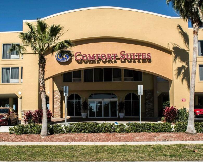 Hotel Comfort Suites