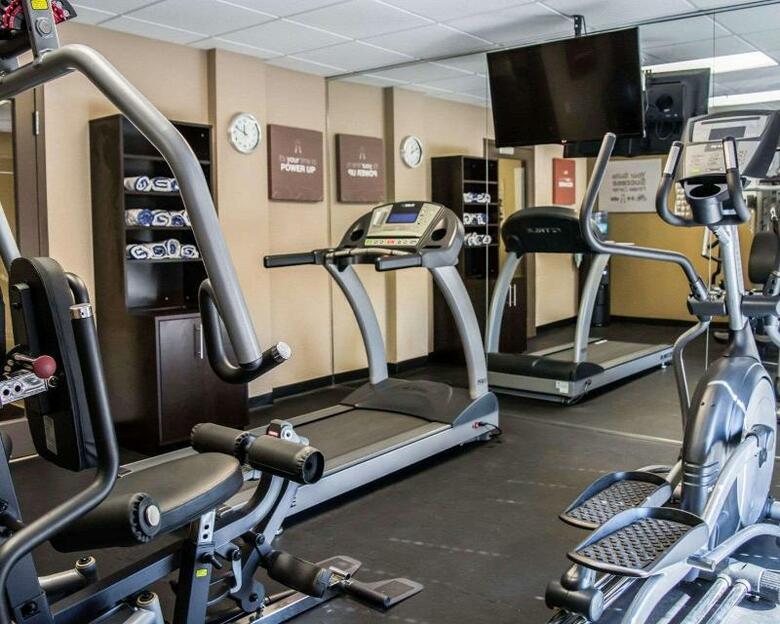 Hotel Comfort Suites