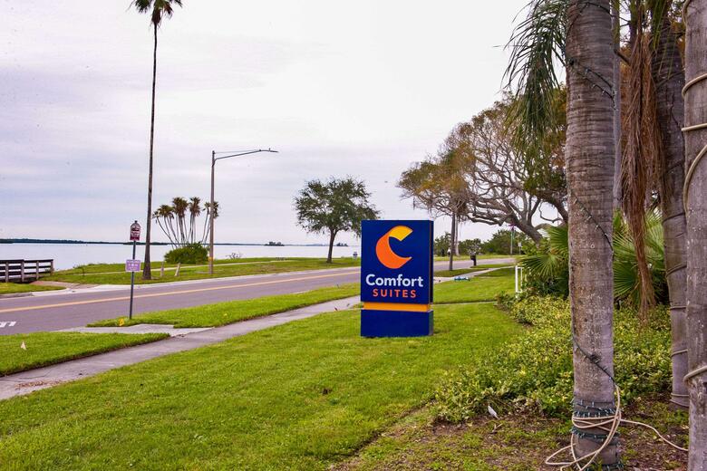 Hotel Comfort Suites