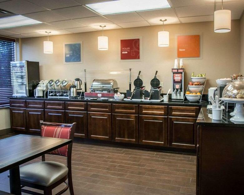 Hotel Comfort Suites