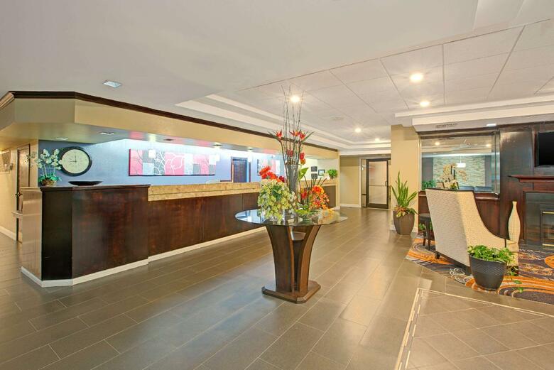 Hotel Ramada Airport Conference Center