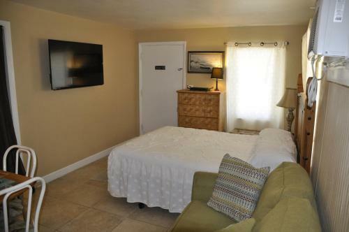 Oceanfront Sea Scape Motel