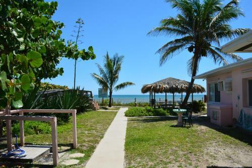 Oceanfront Sea Scape Motel