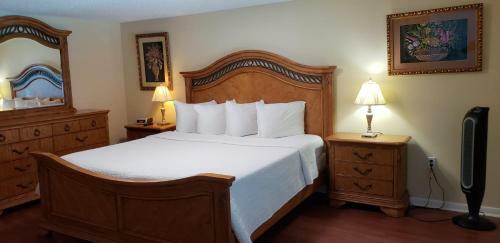 Castle Beach Club Apartments