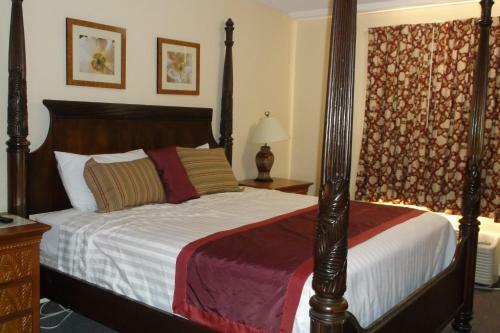 Hotel Days Inn & Suites By Wyndham Lake Okeechobee