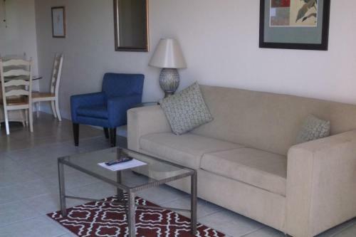 Hotel Days Inn & Suites By Wyndham Lake Okeechobee
