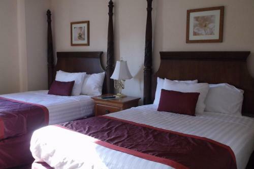 Hotel Days Inn & Suites By Wyndham Lake Okeechobee