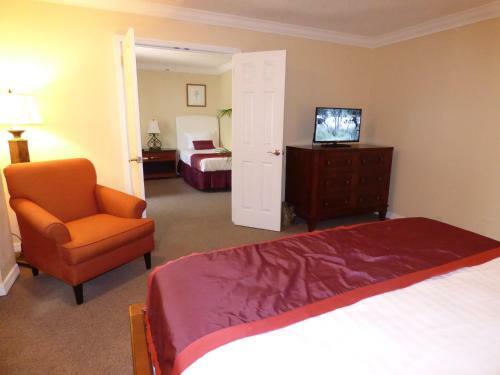 Hotel Days Inn & Suites By Wyndham Lake Okeechobee