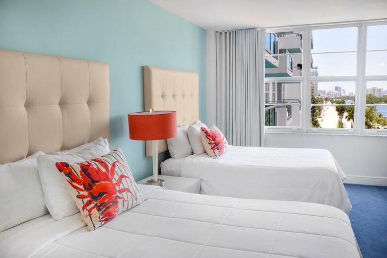 Apartamentos Seacoast Suites