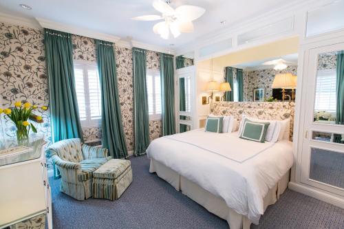 The Chesterfield Hotel Palm Beach
