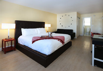 Hotel Chateau Mar Beach Resort