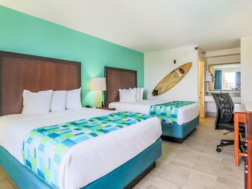 Surf & Sand Hotel