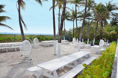 Ocean Paradise Apartments
