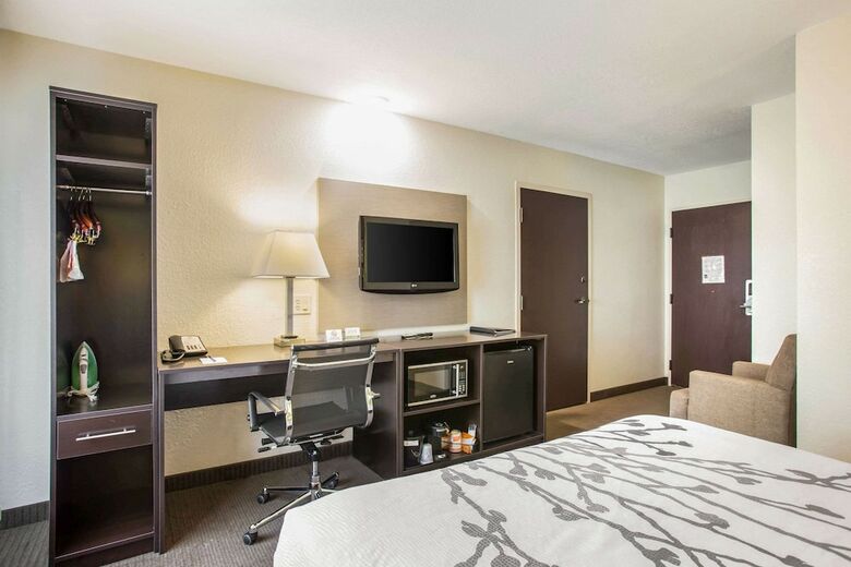 Hotel Sleep Inn Airport