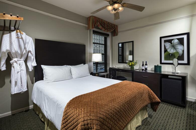 Willows Hotel
