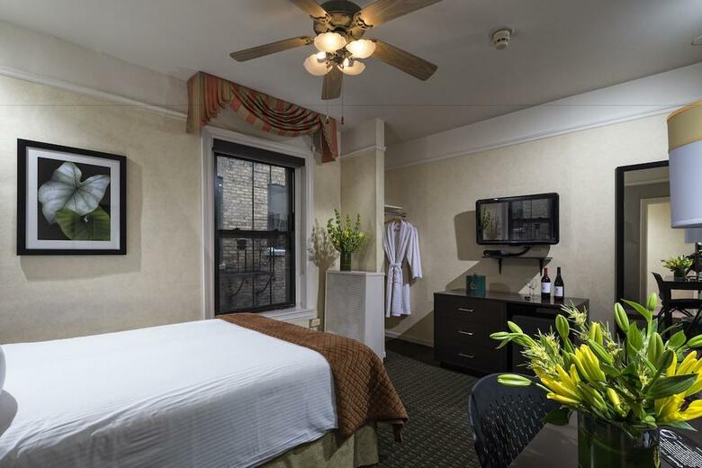 Willows Hotel