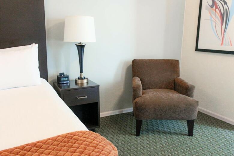 Willows Hotel