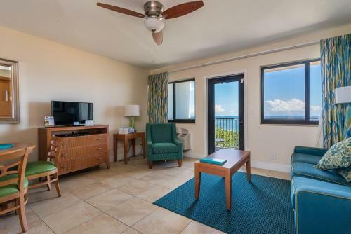Hotel La Costa Beach Club