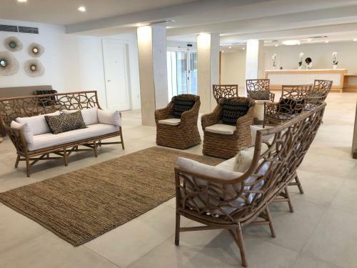 Hotel Beachcomber Resort & Villas