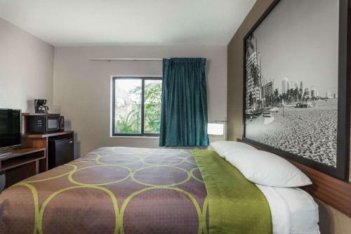 Hotel Super 8 Pompano Beach