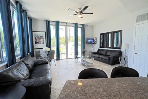 Deluxe Studios And Apartments At The Shelborne
