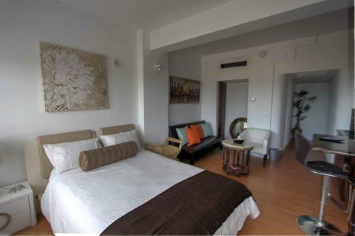 Deluxe Studios And Apartments At The Shelborne