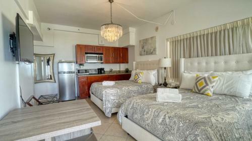Deluxe Studios And Apartments At The Shelborne