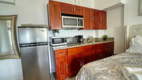 Deluxe Studios And Apartments At The Shelborne