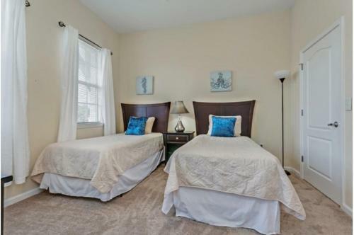 Two-bedroom Townhome Davenport