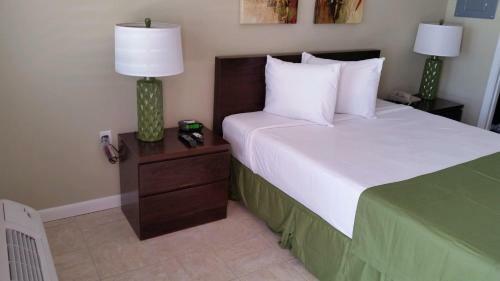 Motel Island Shores Inn