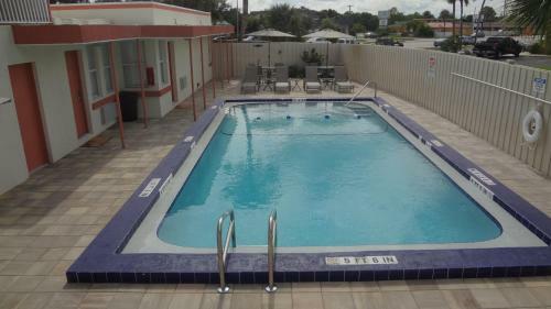 Motel Island Shores Inn