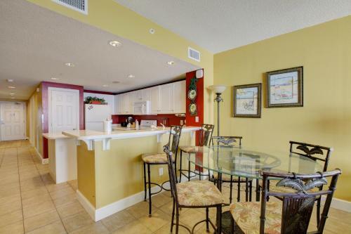 Hotel Majestic Beach Resort Tower 2 By Panhandle Getaways