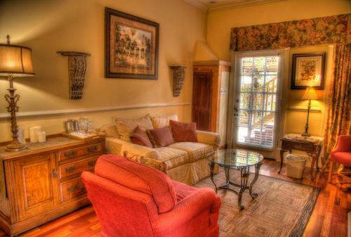 Casa De Solana Bed And Breakfast