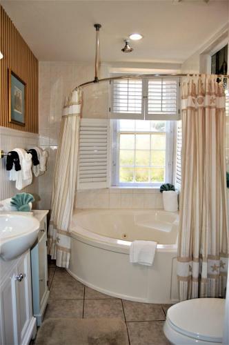 Casa De Solana Bed And Breakfast