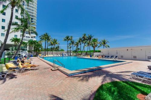 Apartamento Tsbs Ocean Front Resort Studios With Beach Access